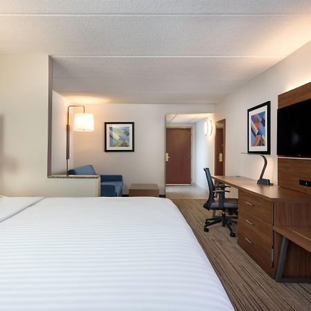 Holiday Inn Express & Suites Charlotte Arpt-Belmont By Ihg Eksteriør billede