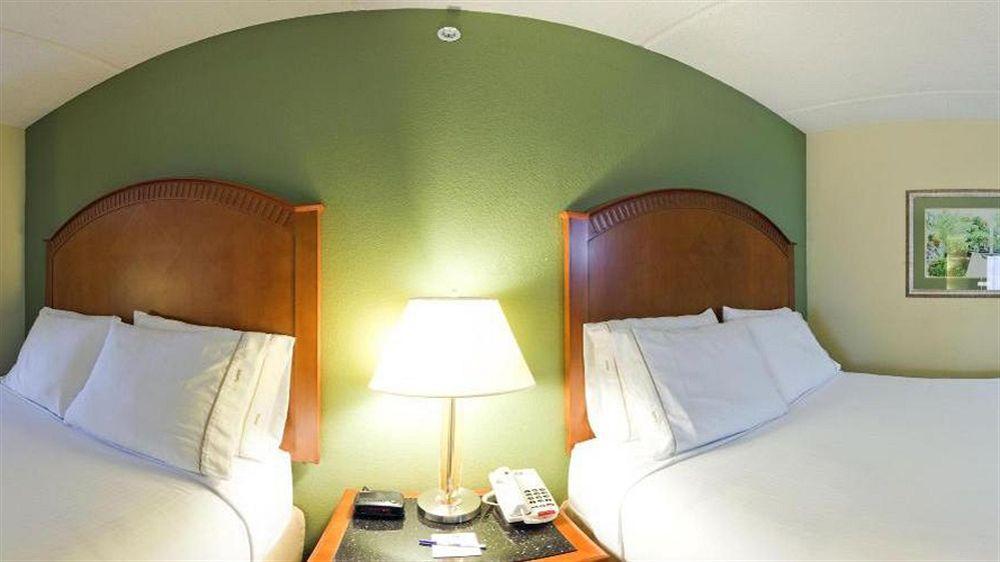 Holiday Inn Express & Suites Charlotte Arpt-Belmont By Ihg Eksteriør billede