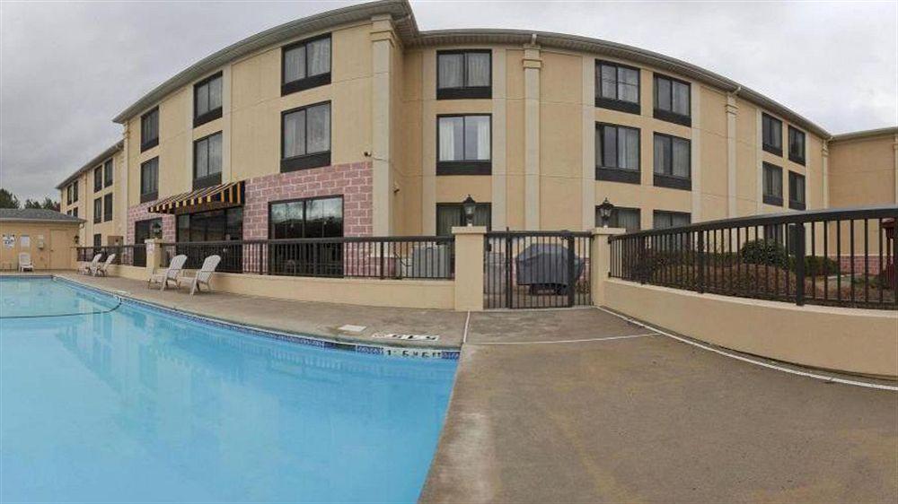 Holiday Inn Express & Suites Charlotte Arpt-Belmont By Ihg Eksteriør billede