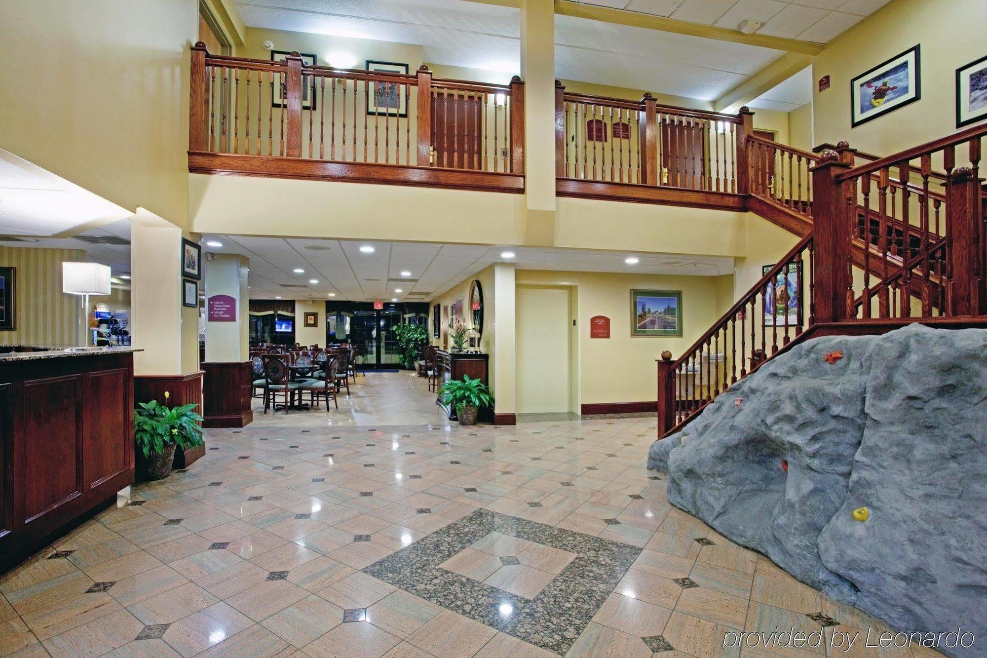 Holiday Inn Express & Suites Charlotte Arpt-Belmont By Ihg Eksteriør billede