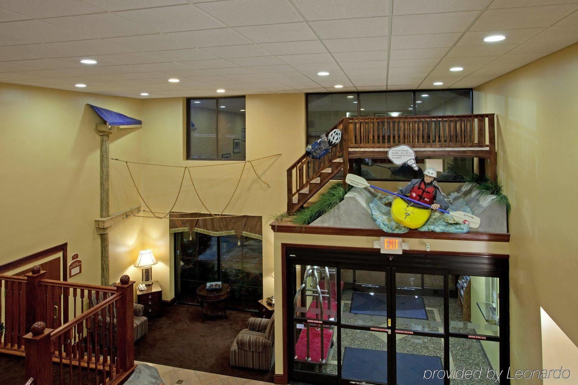 Holiday Inn Express & Suites Charlotte Arpt-Belmont By Ihg Eksteriør billede